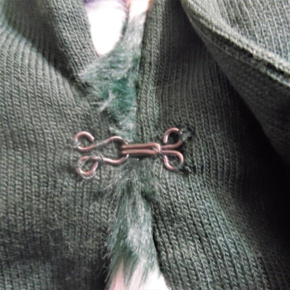 Ann Taylor Faux Fur Stole - Picture 7 of 7